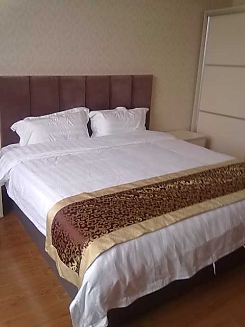 �����f�����F�k���Ҿ߹��̰���չʾ